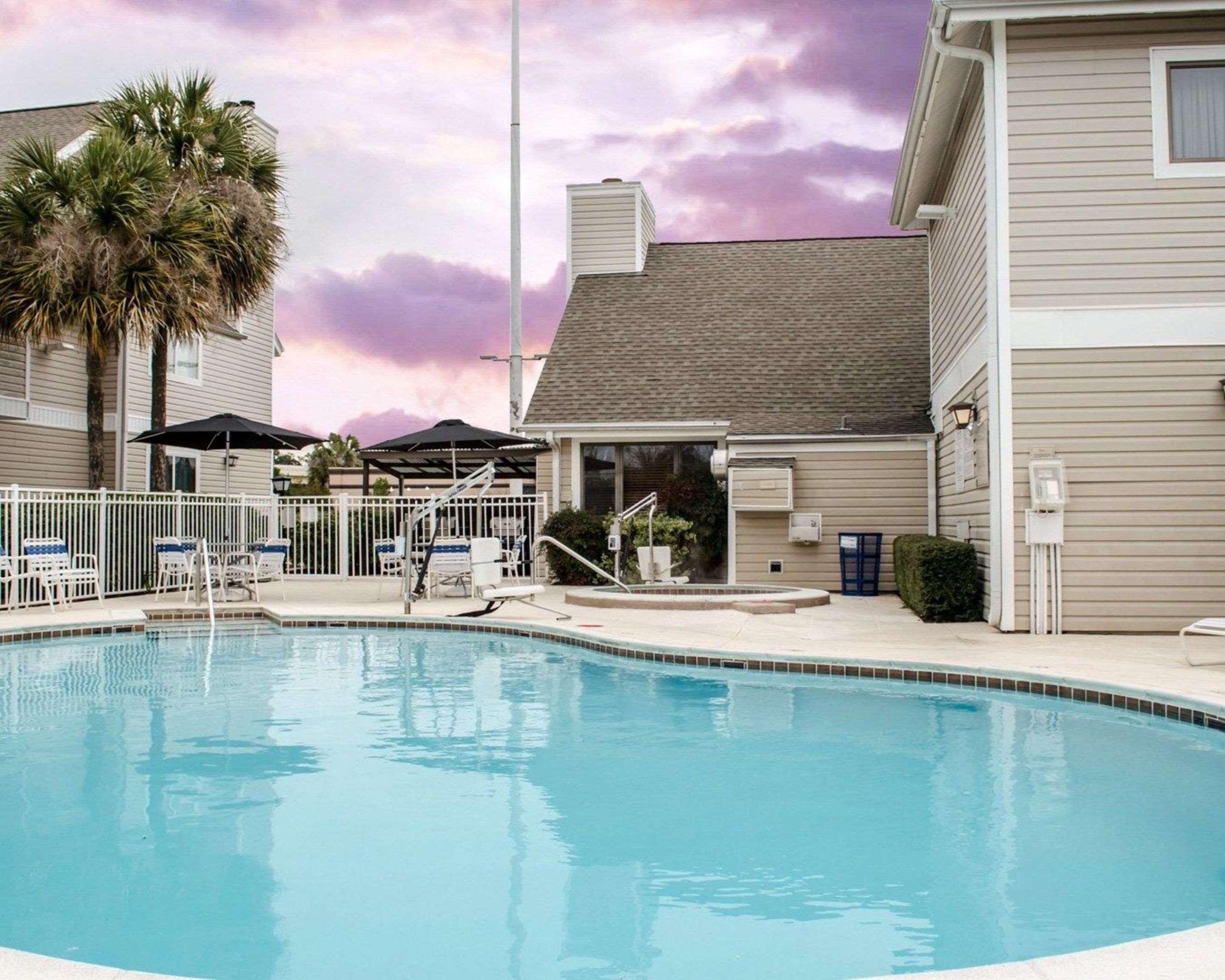 Surestay Studio By Best Western Pensacola Ferry Pass ภายนอก รูปภาพ