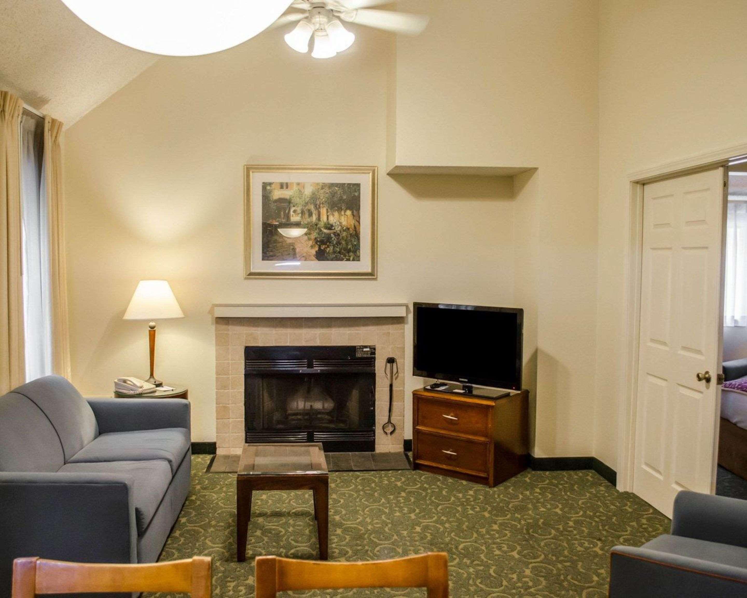 Surestay Studio By Best Western Pensacola Ferry Pass ภายนอก รูปภาพ